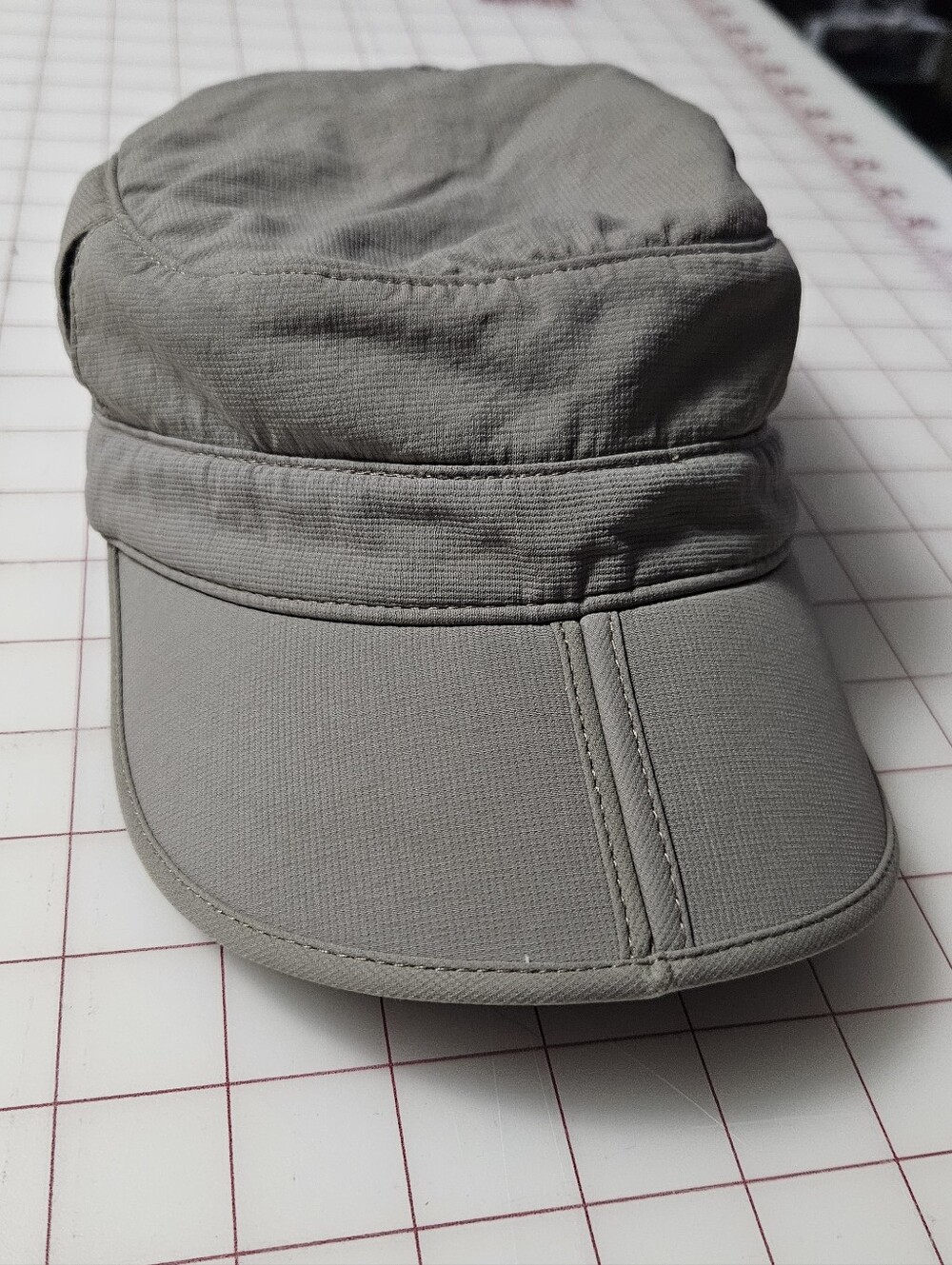Sunday Afternoons Suntripper Hat Size Medium Upf 50 Protection Khaki Green